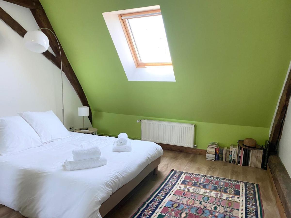 La Maison Des Remparts - Gite 3 Etoiles Pour 8 Pers A Loches Exterior photo